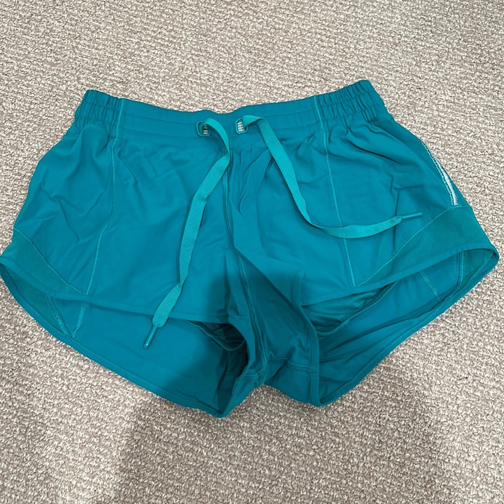 teal lululemon shorts size 6